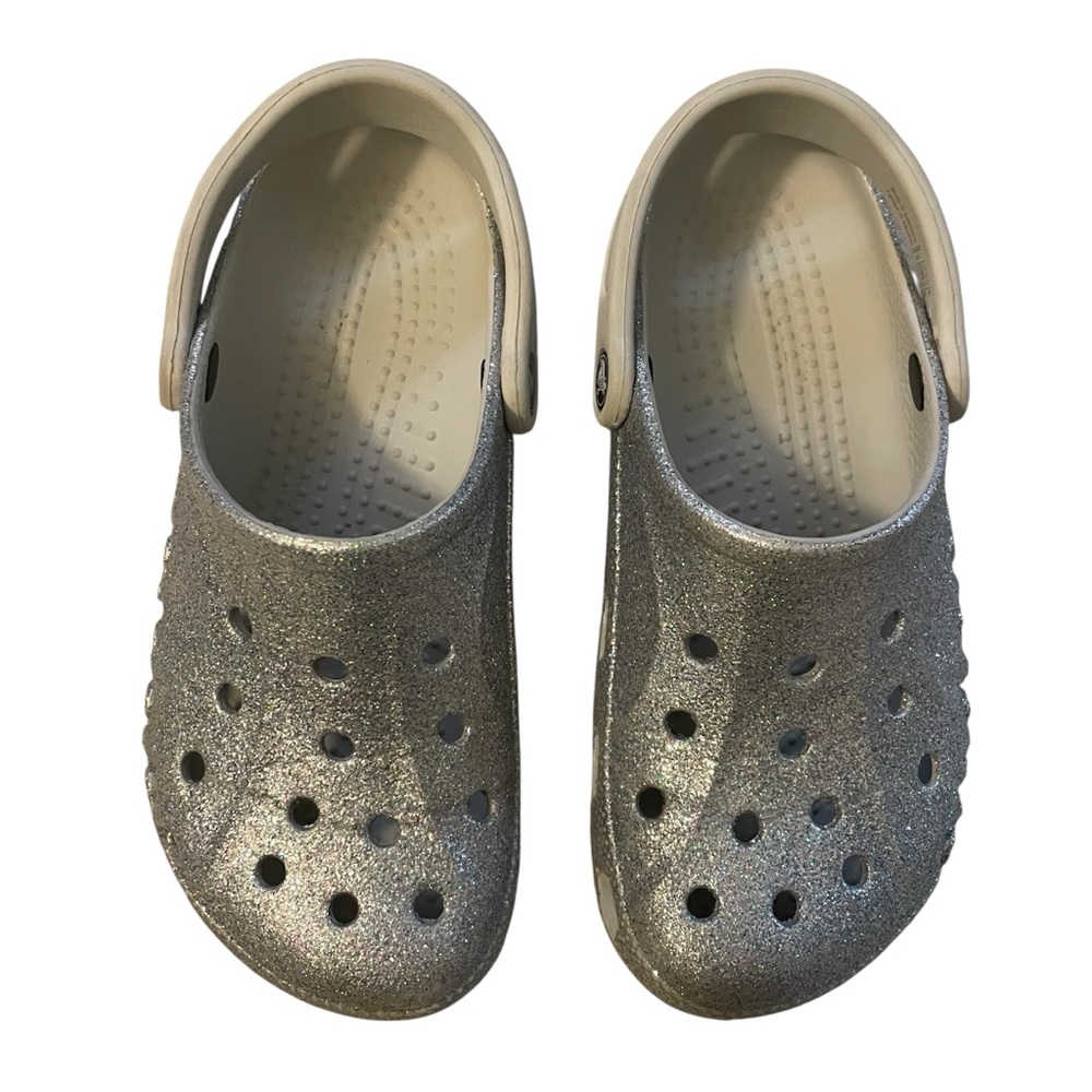 Crocs Women’s Classic Baya Clog with Heel Strap in Silver Glitter Size 7 - Picture 3 of 9